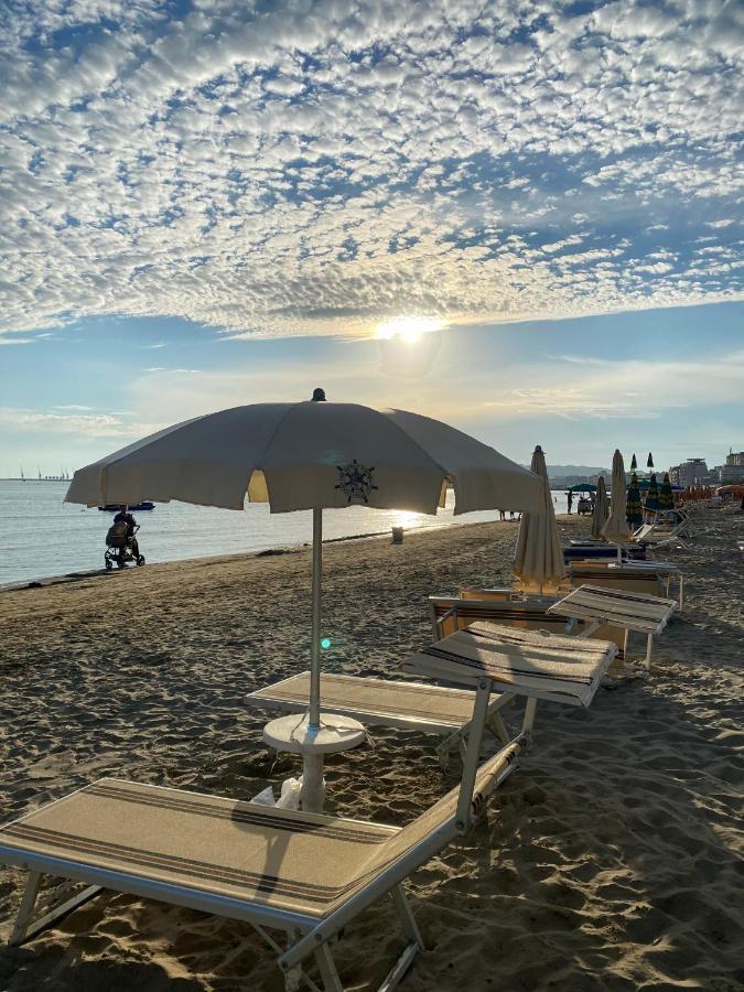 Hotel Vila Mare Durrës 외부 사진